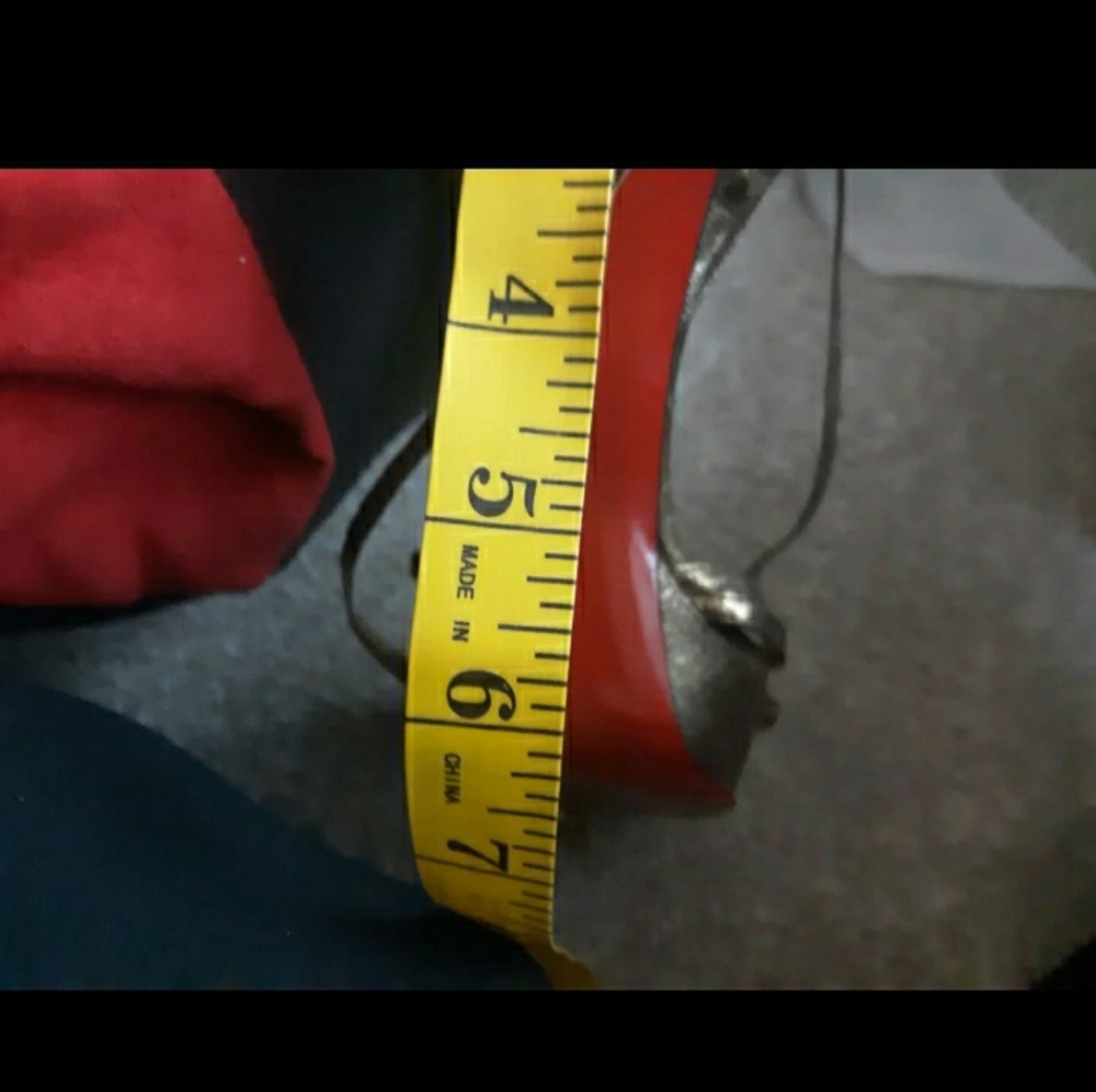 Like new christian louboutin heels - Picture 7 of 10
